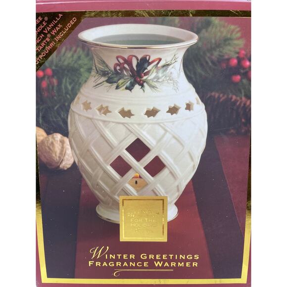 Lenox Winter Greetings Tea Light Wax Warmer, Porcelain Holiday Fragrance Warmer - Picture 1 of 11